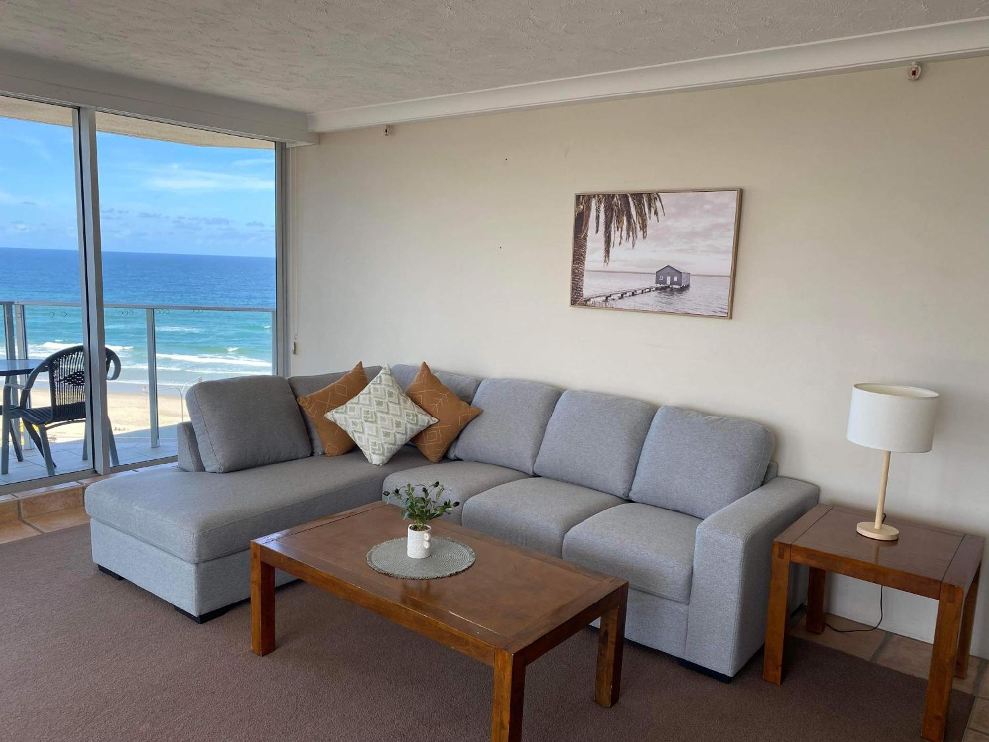 Hi Surf Beachfront Resort Apartments Gold Coast Extérieur photo
